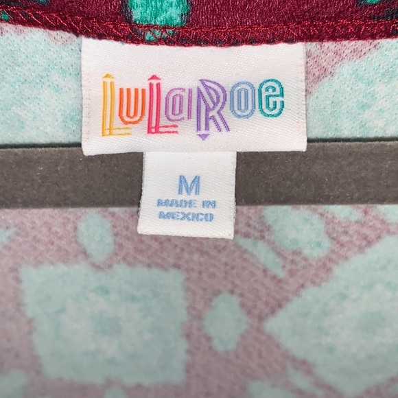 LuLaRoe NWT Nicole size M. Smoke feee home. - Picture 4 of 4